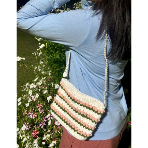 Tulip Pearl Clutch